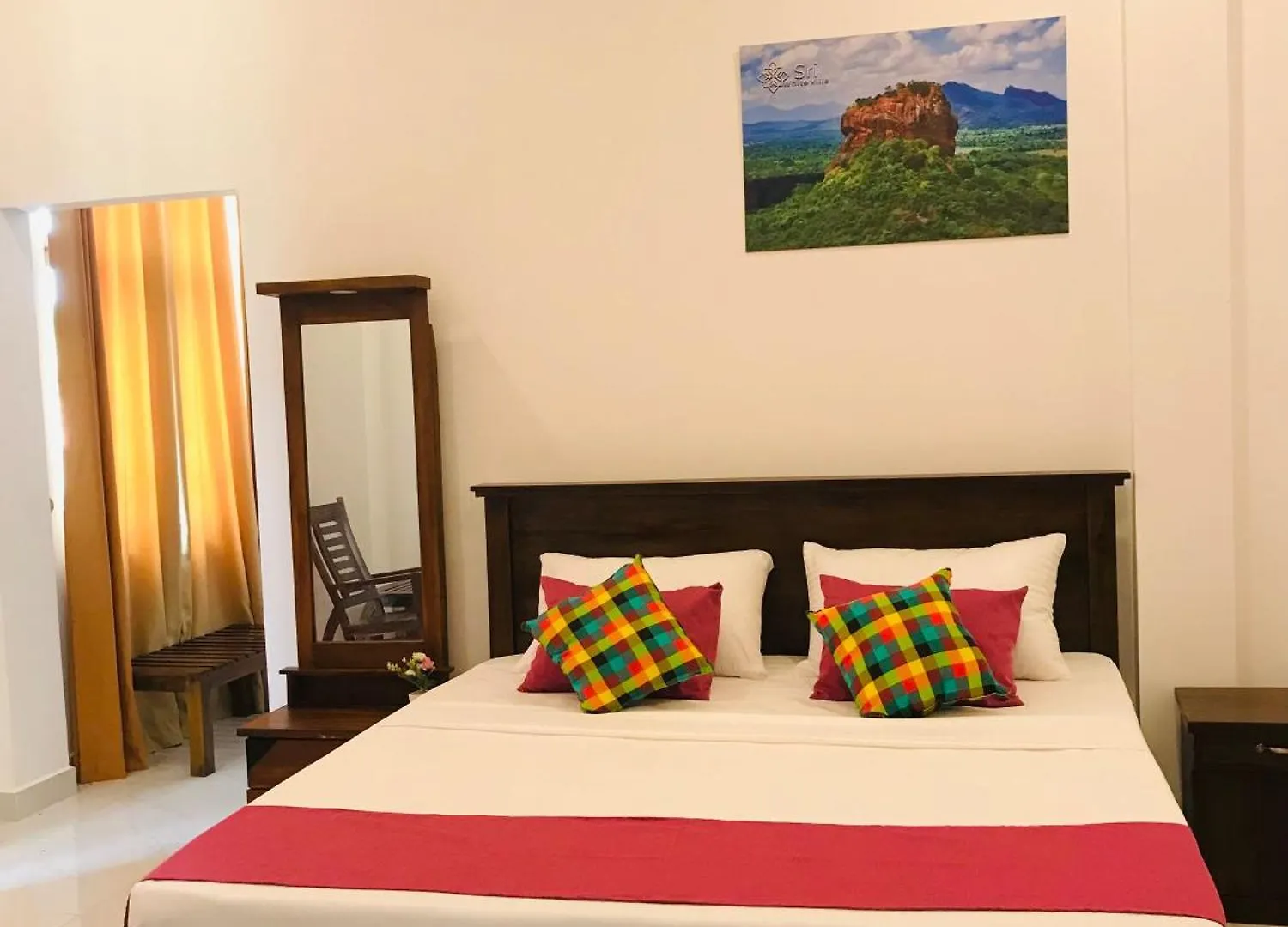 Affittacamere Sri White Villa Airport Boutique Hotel Katunayaka