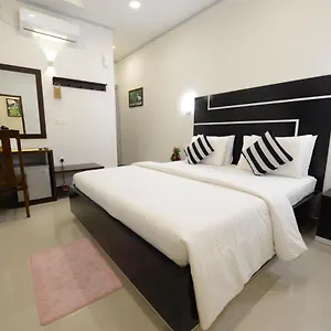 3* Guest house Diva Airport Transit