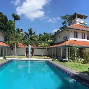 3* Guest house Anuhas Airport