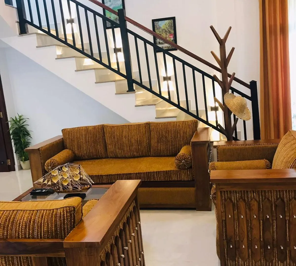 Sri White Villa Airport Boutique Hotel Katunayake 0*,