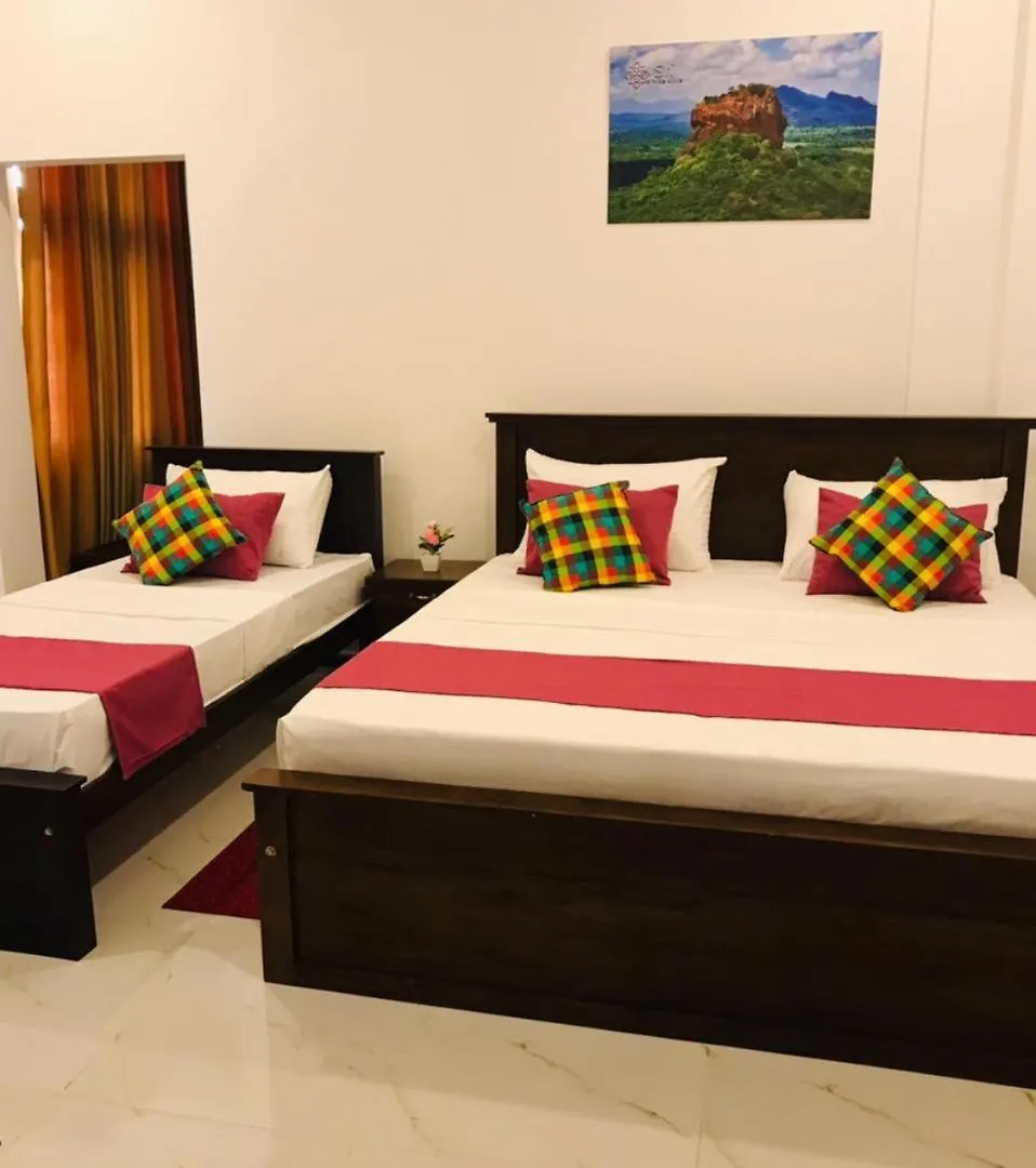 Sri White Villa Airport Boutique Hotel Katunayake Guest house