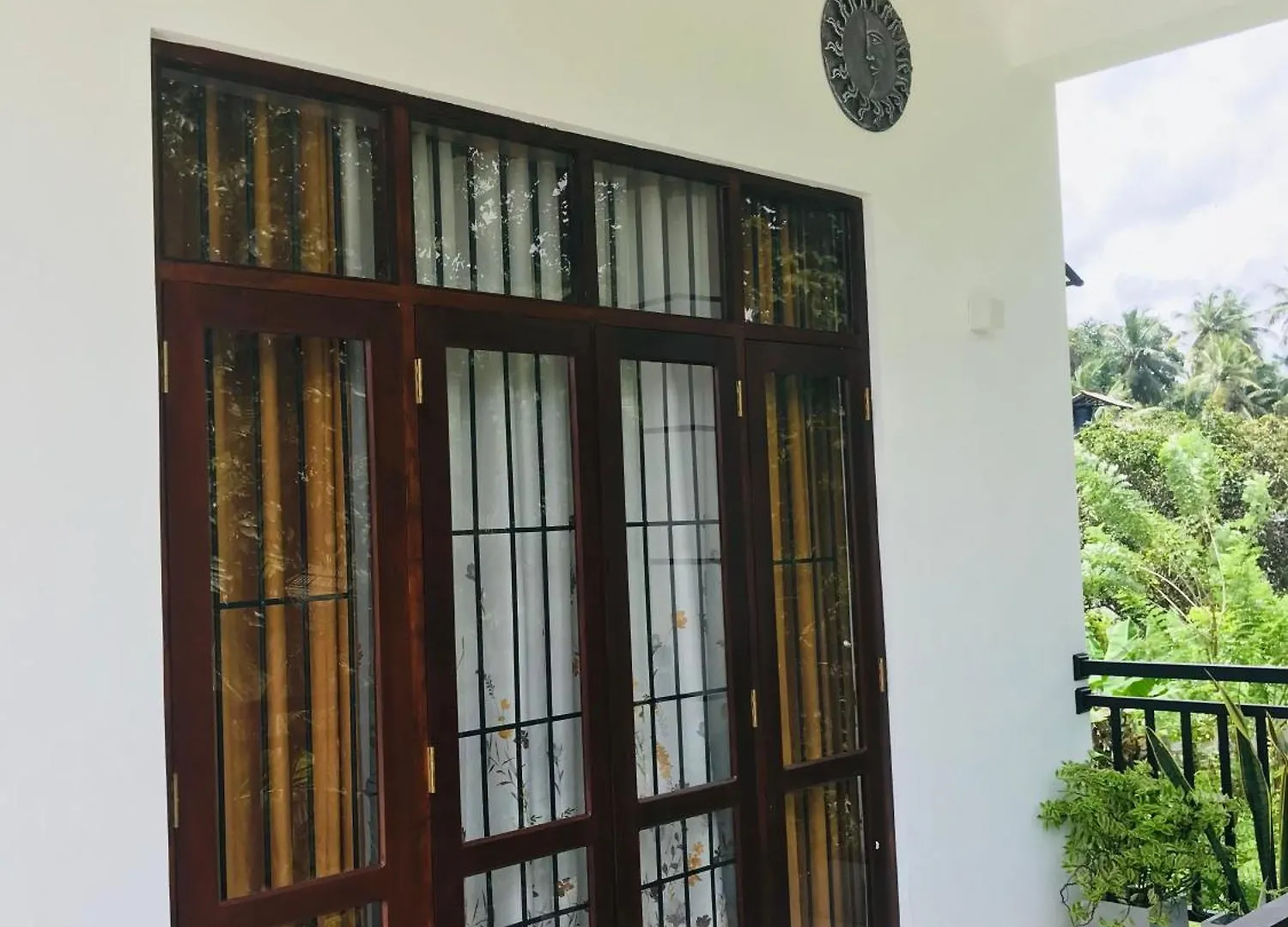 Sri White Villa Airport Boutique Hotel Katunayake Sri Lanka