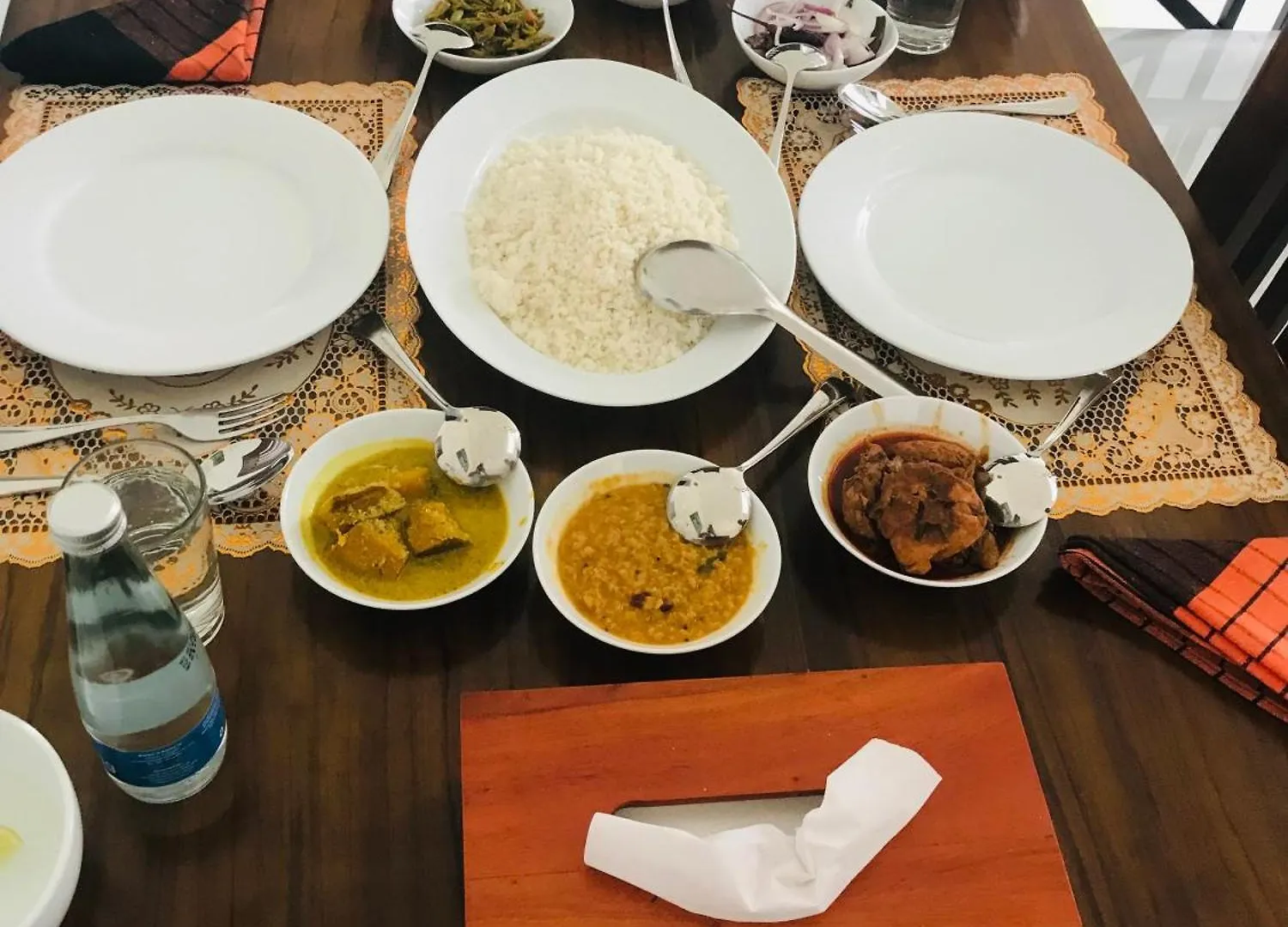Sri White Villa Airport Boutique Hotel Katunayake